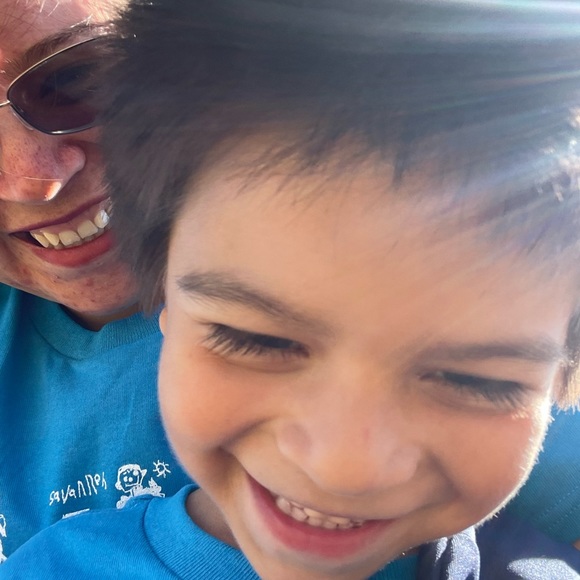 Meet your Posher, Christy - Picture 2 of 7